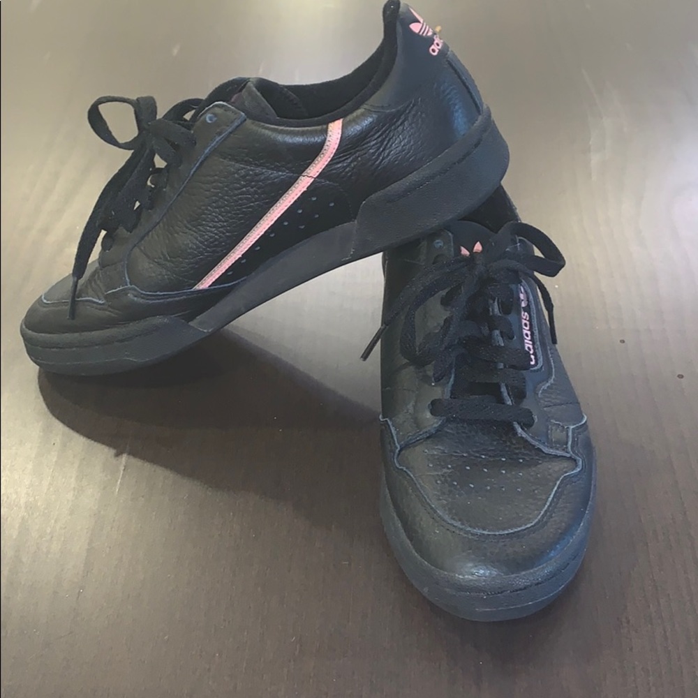 Adidas tennis shoes